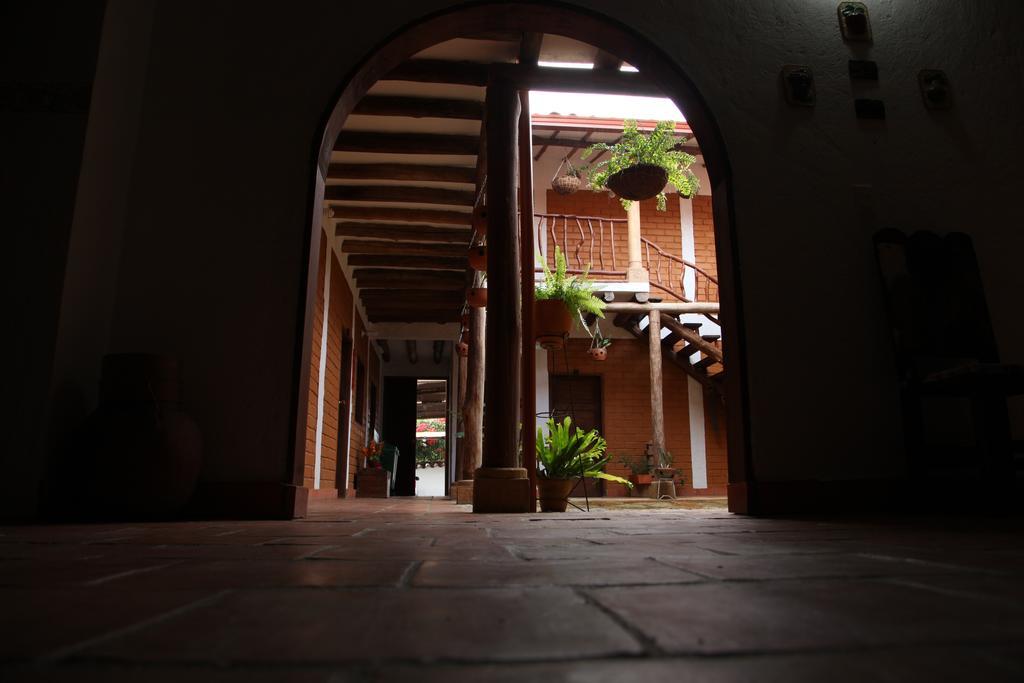 Casa Aparicio Lopez Hotel Barichara Exterior photo