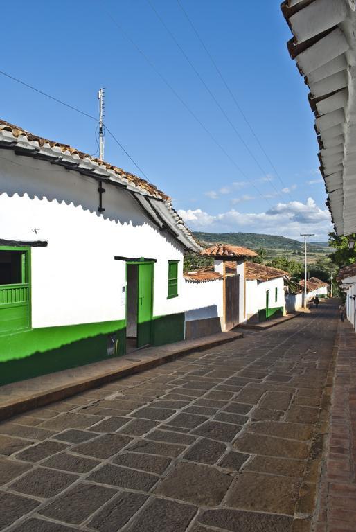 Casa Aparicio Lopez Hotel Barichara Exterior photo